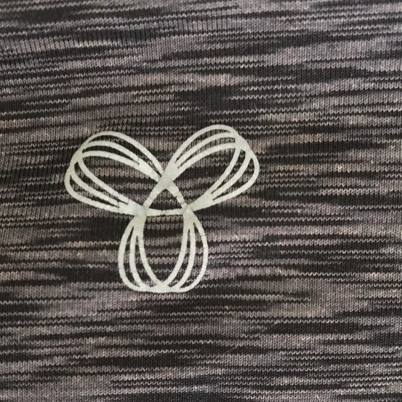 Aritzia TNA workout leggings small - Picture 6 of 7